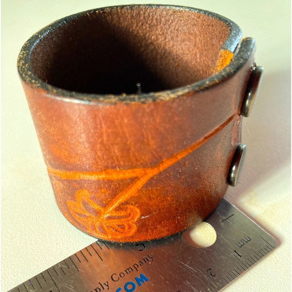 Leather cuff bracelet